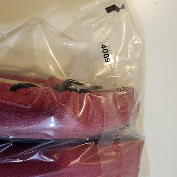 VINEYARD VINES Pink Sued Leather Faux Fur Linning Slippers size 6M - Picture 11 of 11